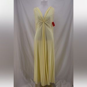 NWOT Vintage Late 60s/Early 70s Glammy Nightgown Maxi Dress Slip Négligé
